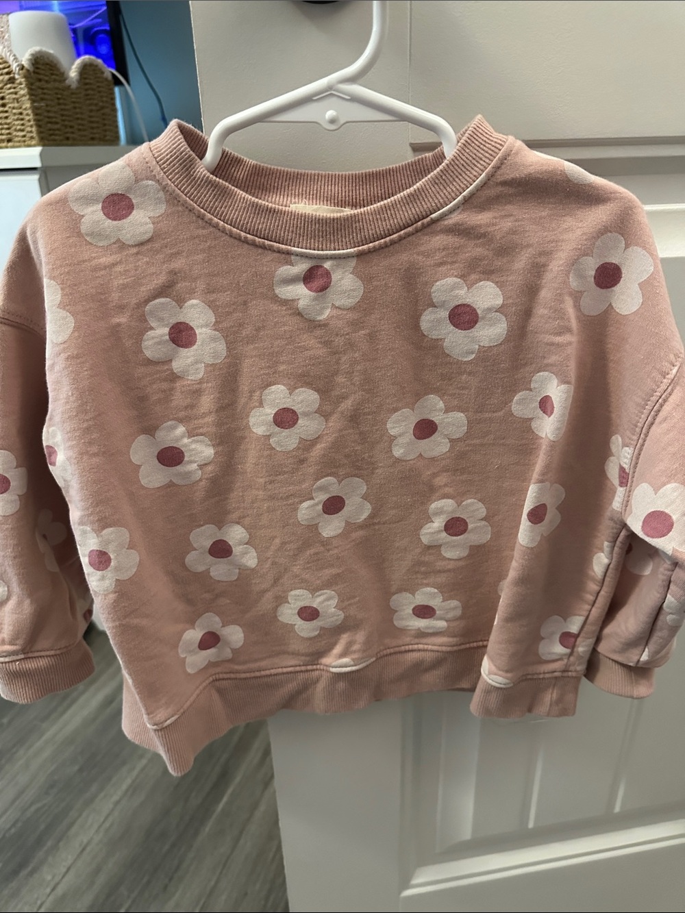 Girls' Pink Daisy Print Crewneck Sweatshirt